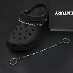 New Designer Shoe Charms Chain Fashion Gift Punk Pendant Metal Buckle Hip Hop Shoe Decoration Accessories For 2024 Hot