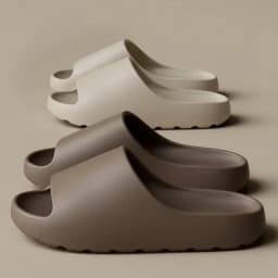 Women's EVA Soft Thick Soled Summer Fashion Slippers and Men's Slides Beach Sandals Ideal for Bathroom and Beach Use
