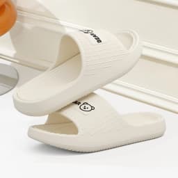 Cute Bear Summer Slippers Women Men Soft EVA Thick Platform Slides Non-Slip Quick-Drying Bathroom Shower Shoes Indoor Home Mule