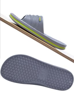 Summer Men's Slippers with EVA Soft Sole Suitable for Comfortable Living Rooms, Bathrooms, and Cool Sandy Beaches