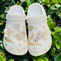 24PCS Summer Fashion Shoe Charms Set Accessories for Clogs Shoe Buckle Butterfly Pearl Flower Chain DIY Shoes Decorations