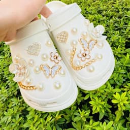 24PCS Summer Fashion Shoe Charms Set Accessories for Clogs Shoe Buckle Butterfly Pearl Flower Chain DIY Shoes Decorations