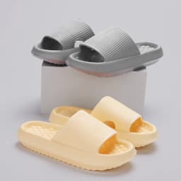 Thick Bottom Cloud Slippers Women Soft Sole Eva Indoor Slides Couple Bathroom Shoes Summer Non-Slip Platform Sandals Flip Flops