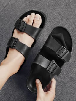 Summer Men's Casual Simple Solid Color Buckle Plastic Slip-On Flat Heel Adjustable Slippers
