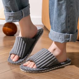 Men's Open Toed Slippers Autumn and Winter Indoor Anti Slip Breathable Bedroom Silent Couple's Home Shoes for Spring and Autumn