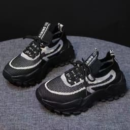 New Women's Casual Shoes Ultra Light Summer Breathable Fly Woven Mesh Shoes for Girls and Students Outdoor Running Sports Shoes