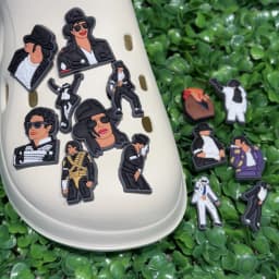 Hot Sales 14Pcs Famous Singer PVC Shoes Charms Decorations Moonwalk Dance Sandal Buckle Fit Cool Man Holiday Gifts