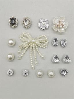 16PCS DIY Flowers Water Droplet Shoe Charms Decorations Heart Shaped Shoe Buckles Ornament Mutlifunctional Bowknot Shoe Clips
