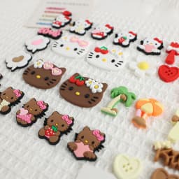 Hawaiian-themed Decor Hello Kitty Shoe Charms Brown Cat Summer Sandal & Clog Decorations Holiday Gift for Boys and Girls