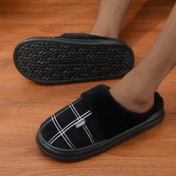 Men's Extra Large Winter Slippers Non-Slip Plush Home Shoes Warm Thick Sole Cotton Slippers for Indoor Use