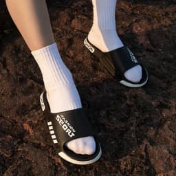 Big Size 36-47 Men Slippers Summer Flat Sole Home Slippers For Women Man Open Toe Trend Slides Couple Light Beach Shoes Sandals
