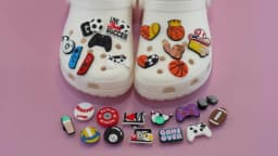 1/19PCS Muscle Series Shoe Charms Accessories,Dumbbell Pins for Shoe Decorations,26 Gold Letter Sandals Clogs Buckles