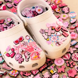 10/20/50/100pcs Random All Pink Shoe Charms Cartoon Cute Animal Plant Shoe Decorations Pins for Women Girl Sandals Accessories