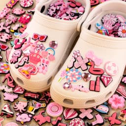 10/20/50/100pcs Random All Pink Shoe Charms Cartoon Cute Animal Plant Shoe Decorations Pins for Women Girl Sandals Accessories