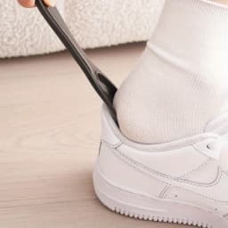 2PCS Unisex Long Handle Shoe Horns, Portable Plastic Shoe Helper, Non-Slip Easy Wear Tool for Travel & Daily Use