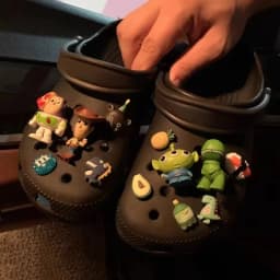 [Playful Design]Disney Toy Story Character Shoe Charms Set Fashionable Diy Detachable Shoe Buckle Decorations Xmas Gifts