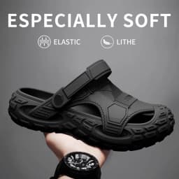 Summer Men's Outdoor Clog Sandals EVA Breathable Non Slip Closed Toe Wear Resistant Beach Slippers