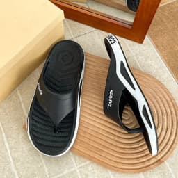 High Quality Brand Men Flip Flops Summer Beach Flip Flops Men Women Fashion Breathable Casual Men Beach Slippers Summer Outdoor
