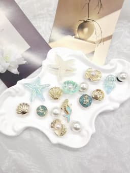 16PCS Luxury Ocean Starfish ABS Shoe Charms Accessories Scallop Mermaid Clogs Shoe Buckles DIY Decorations Jellyfish Shoe Clips