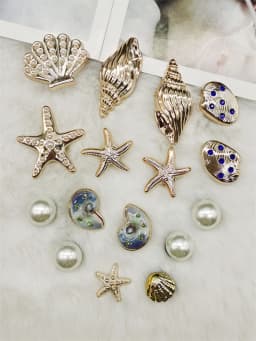 16PCS Luxury Ocean Starfish ABS Shoe Charms Accessories Scallop Mermaid Clogs Shoe Buckles DIY Decorations Jellyfish Shoe Clips