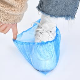 100pcs/sets Plastic Disposable Waterproof Shoe Covers Non-Slip Wear-Resistant Cleaning Overshoes Outdoor Rainy Day Carpet Clean