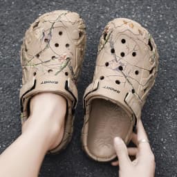 Summer Men's Clogs Sandals Man Home Garden Shoes Comfortable Men Slippers Non-Slip Soft Bottom Flip Flop Sandals Big Size 46 47