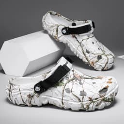 Summer Men's Clogs Sandals Man Home Garden Shoes Comfortable Men Slippers Non-Slip Soft Bottom Flip Flop Sandals Big Size 46 47