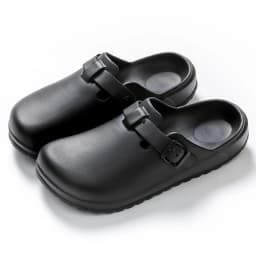 A Pair of Women's Lightweight Non-Slip Slippers, Comfortable and Stylish, Simple Slip-On Slippers for Couples