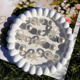 Designer Quality DIY Hole Shoe Charms Set with Sweet Pearl And String Bow Garden Shoe Decorations for Girls Gift