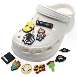 MAX Monster Carton Shoe Charms Accessories PVC Shoe Decoration Bear For Clog Wristband Clog Accessories Kids Party X-mas G