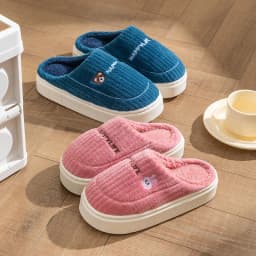 Winter Plush Slippers for Women & Men - Thick Sole Couple House Shoes, Warm Fleece-Lined Indoor Slides with Non-Slip Sole