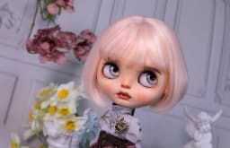 Blythes Doll Wigs Fit the 1/6 Size of the Stylish New Versatile Short Bob Hair with High Temperature Silk Wig in Linen Pink Gold