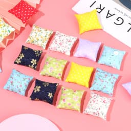2Pcs Floral Miniature Sofa Cushions Model Scene Dollhouse Pillows For Doll Kid's Play House Toys Doll House Furniture Decoration