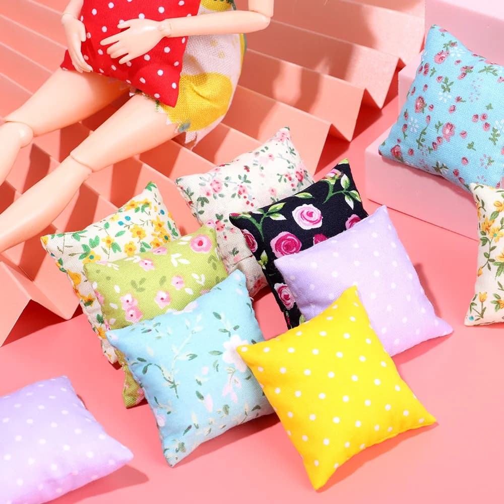 2Pcs Floral Miniature Sofa Cushions Model Scene Dollhouse Pillows For Doll Kid's Play House Toys Doll House Furniture Decoration