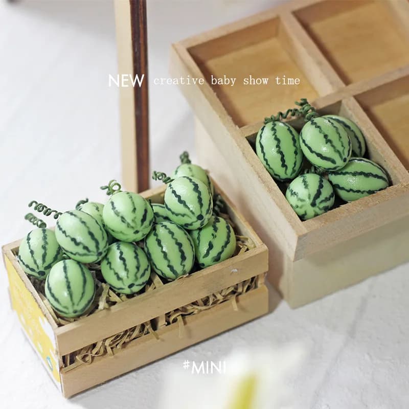 2Pcs/Lot Mini Watermelon Mini Doll House Home Decoration Doll Toy Kids Pretend Play Toy Children Gift
