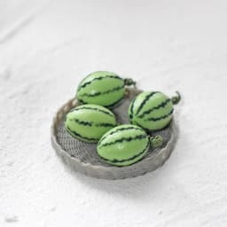 2Pcs/Lot Mini Watermelon Mini Doll House Home Decoration Doll Toy Kids Pretend Play Toy Children Gift