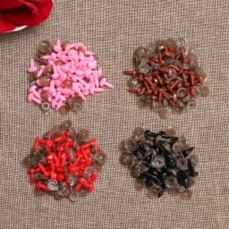 100pcs High Quality New Crafts Plastic Triangle Noses For Dolls Toys For Bear Buttons Toy DIY Safety Nose Accessories