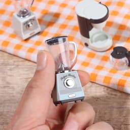 1:12 Miniature Coffee Maker Model Plastic Simulation Mini Juice Extractor Doll House Kitchen Appliance Dollhouse Furniture Decor