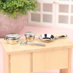 4Pcs or 6 Pcs 1:12 Dollhouse Miniature Metal Mini Pot Set Doll House Kitchen Furnitures Cookware Pans Food Toys Set DIY Scene