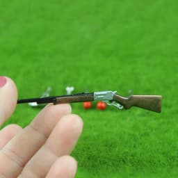Miniature Items Mini Metal Pistol Guns Model Toys Soldier Scene Props for 1/12 Action Figure Dolls Accessories Dollhouse Decor