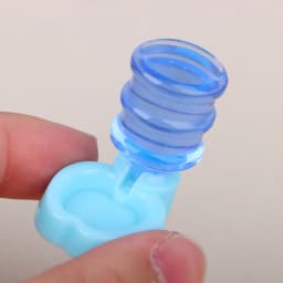 1/12 Dollhouse Mini Pet Water Dispenser Model Furniture Accessories For Doll House Decor Ornaments Kids Pretend Play Toys