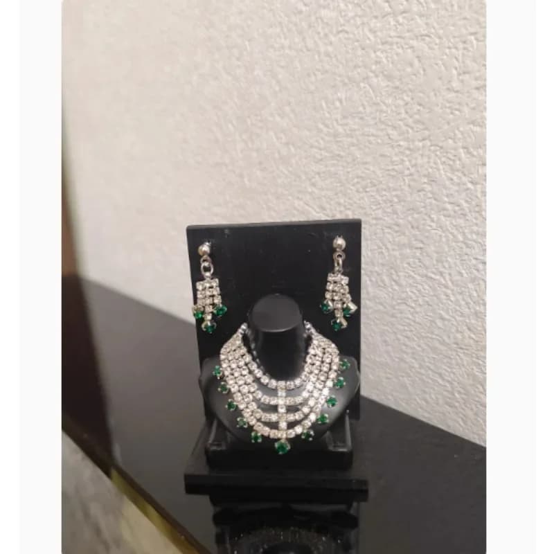 Need 15days process time New Handmade Toy necklace Earrings Crystal diamond accessories for your 1/6 scale BB FR dolls BBMOD32