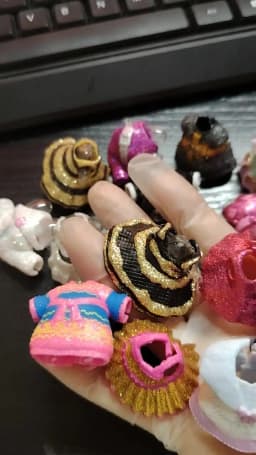 5/10/20pcs / Lot Glitter Dress Clothes Lols Original Dolls Accessory for 8cm Sister Mini Outfits Kid Girls Toy Gift Randomly