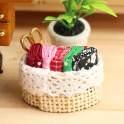 1/12 Dollhouse Miniature Accessories Sewing Tools Basket Model Simulation Scissors Cloth Ruler For Miniature Scene Decoration