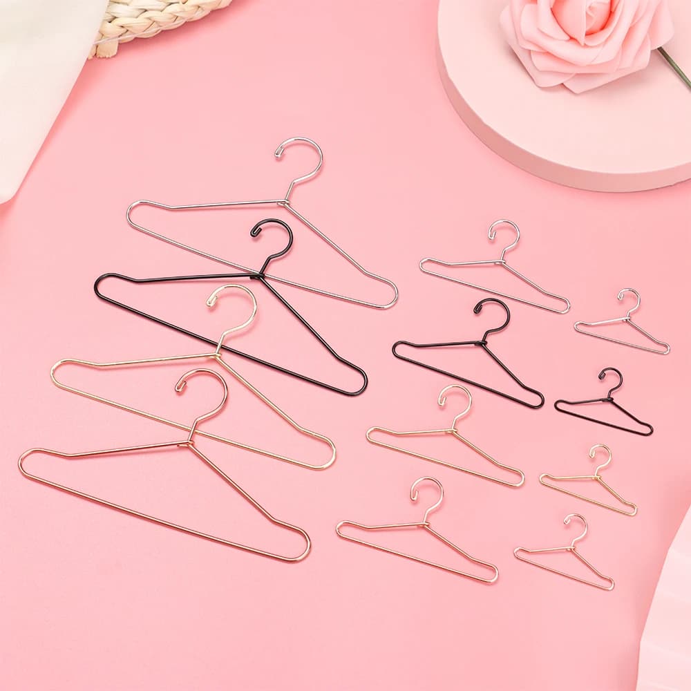 10pcs Cute Doll Hangers Rack Metal Mini Hanger For Dolls Accessories For Doll Wardrobe Coat Dress Clothes Dollhouse Toy