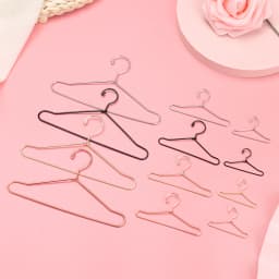 10pcs Cute Doll Hangers Rack Metal Mini Hanger For Dolls Accessories For Doll Wardrobe Coat Dress Clothes Dollhouse Toy