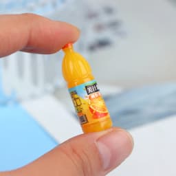 5Pcs Mini Drink Juice Bottles Dollhouse Miniatures Doll Food Kitchen Living Room ob11 Model Shooting Props DIY Supplies