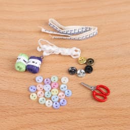 1set 1:12 Dollhouse Miniature Sewing Box with Needle Scissors Knitting Tool Tailor Set Living Scene Decor Play House Toy