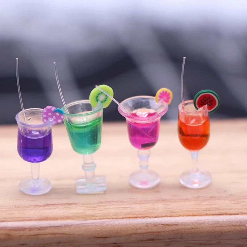 4Pcs Cute 1:6 Scale Miniature Dollhouse Cocktail Mini Wine Cup Glasses Doll Food Drinks Play Kitchen Toy