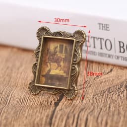 Furniture Toys 1:12 Dollhouse Picture Frame Miniature European Vintage Photo Frame for Dollhouse Accessories Cute